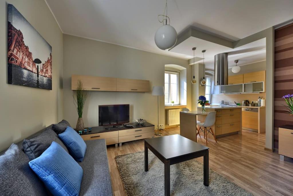 Argentis Wiezienna Apartment Wroclaw Ngoại thất bức ảnh